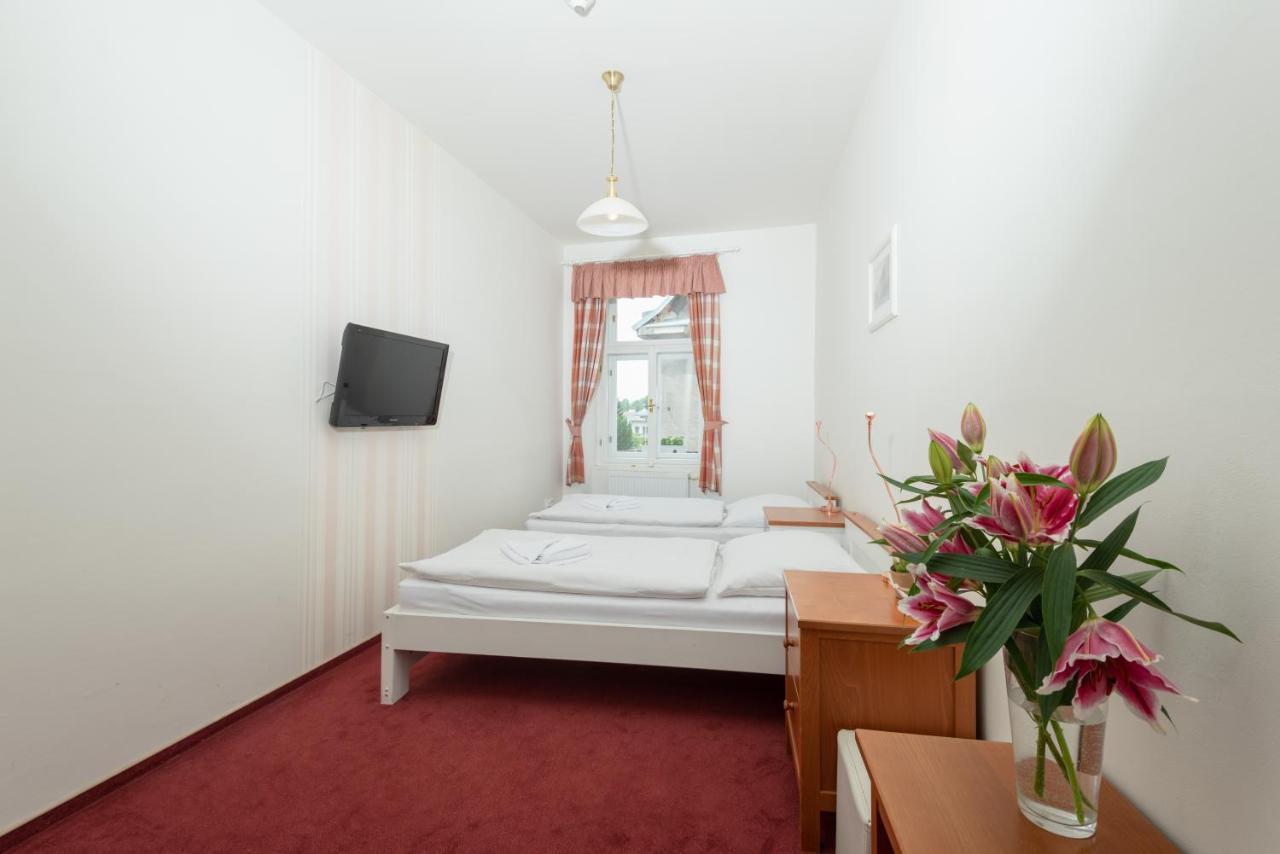 סובוטקה Hotel Posta מראה חיצוני תמונה
